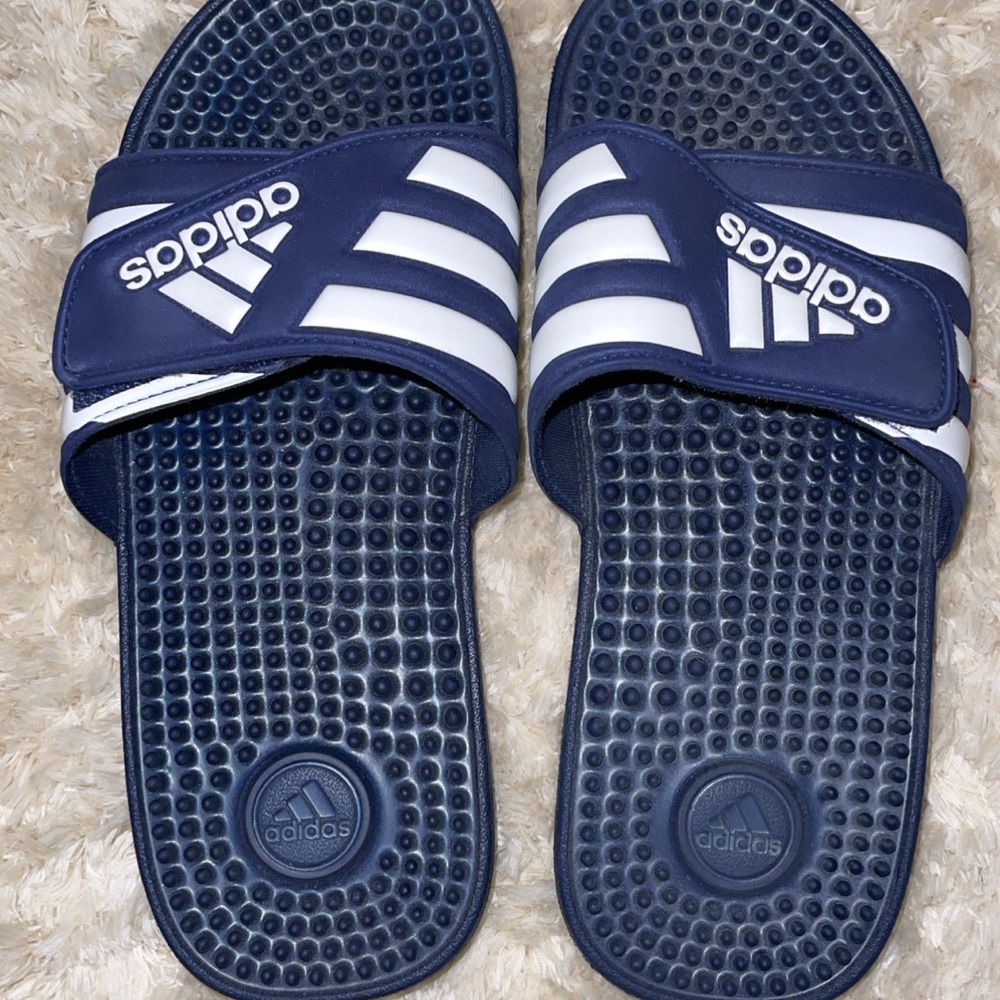 Adidas slides size 6
